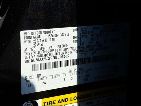 Used 2024 Lincoln Navigator Reserve image 47