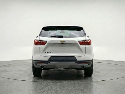 Used 2025 Chevrolet Blazer LT FWD image 7