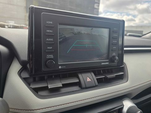 Used 2020 Toyota RAV4 XLE w/ Convenience Package AWD/4WD image 30