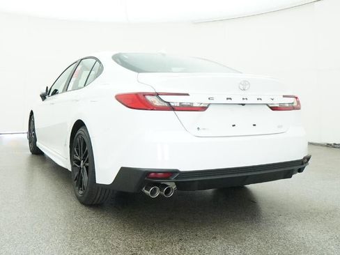 New 2026 Toyota Camry SE image 30