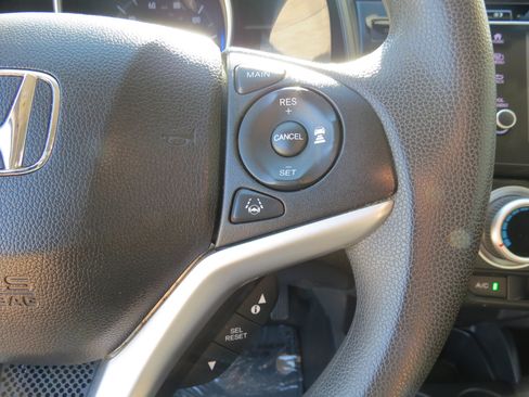 Used 2018 Honda Fit EX image 15