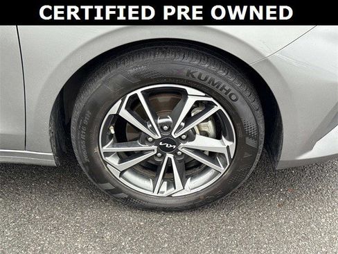 Used 2023 Kia Forte LXS image 7