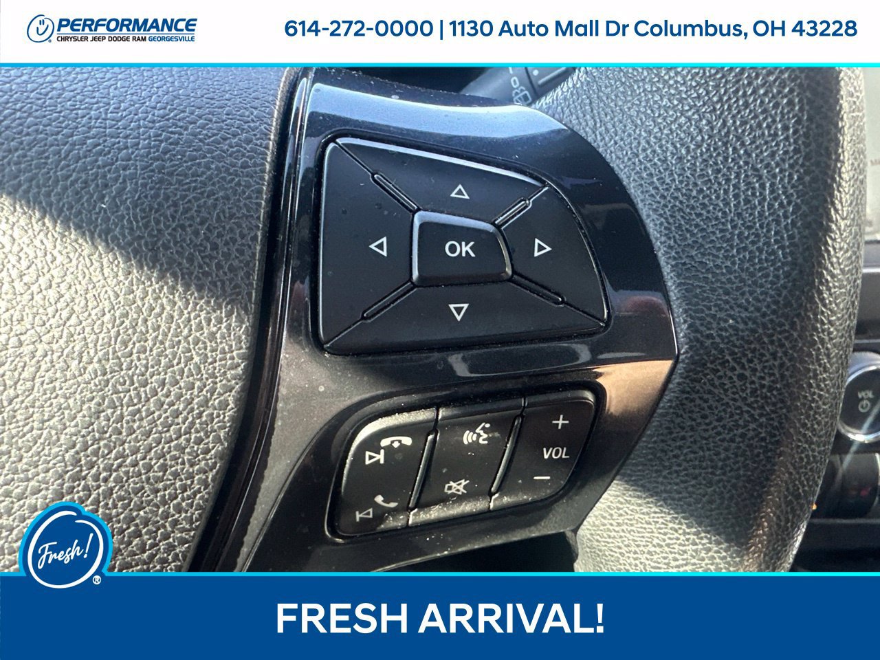 Used 2018 Ford Explorer XLT w/ Equipment Group 202A FWD image 18