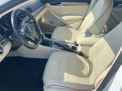 Used 2016 Volkswagen Passat 1.8T SE image 5