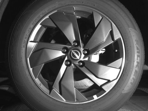 Used 2025 Nissan Rogue SV FWD image 14