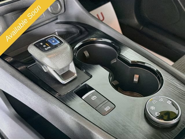 Used 2022 Nissan Rogue S AWD/4WD image 16