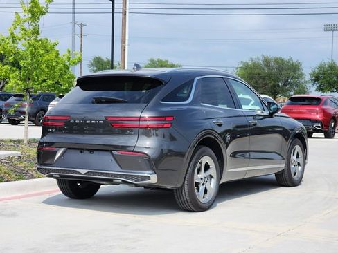 Used 2026 Genesis GV70 2.5T AWD/4WD image 3
