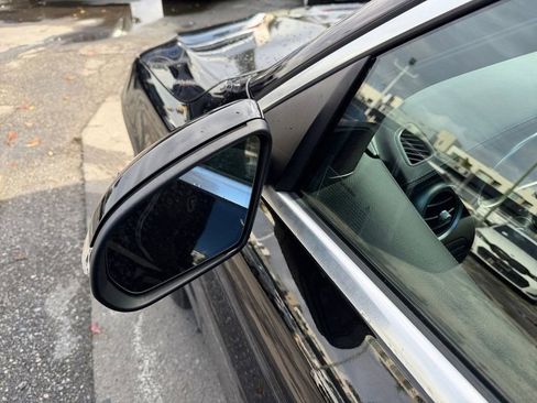 Used 2020 Mercedes-Benz GLC 350e 4MATIC image 33