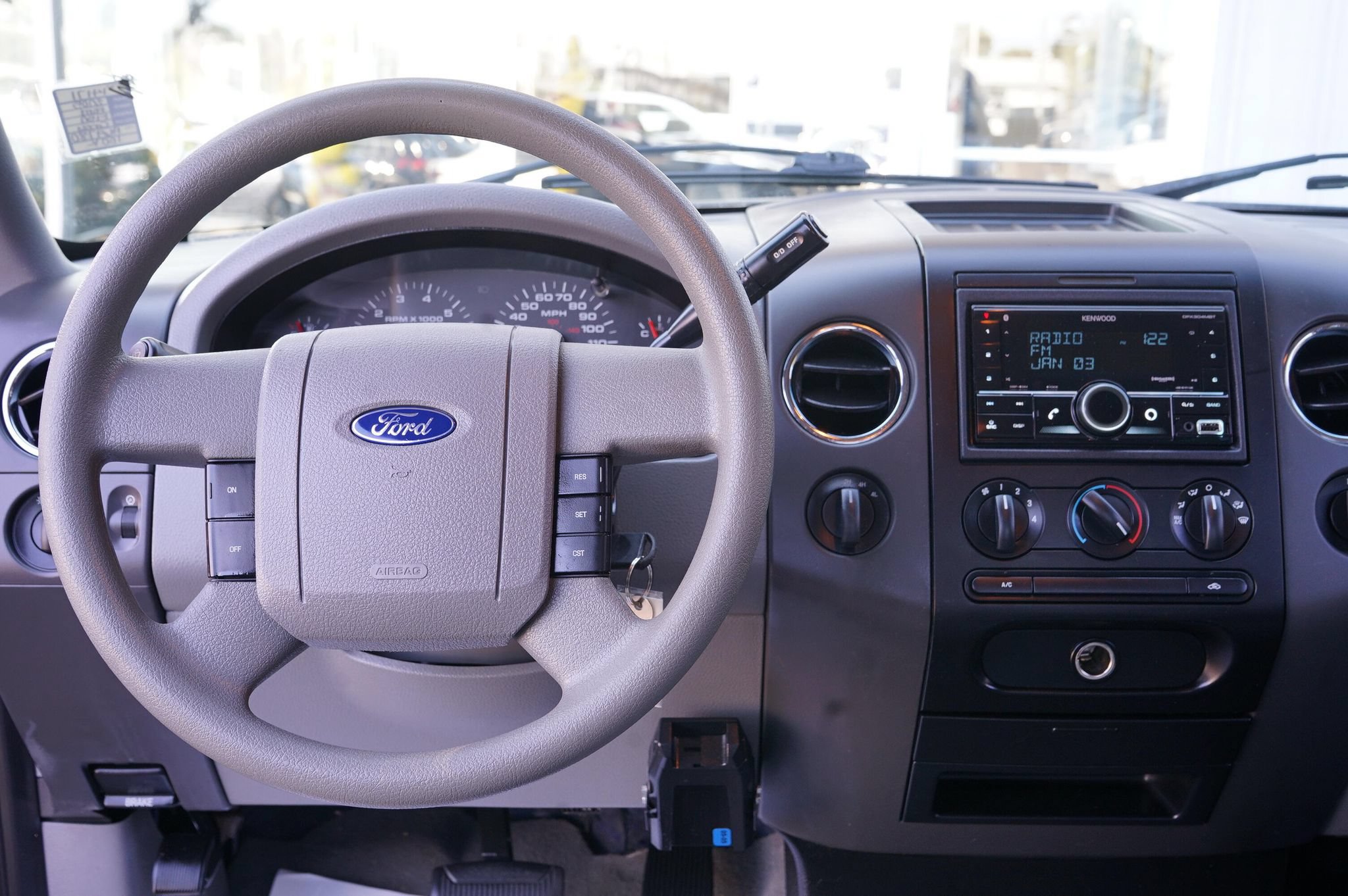 Used 2005 Ford F150 XLT AWD/4WD image 14