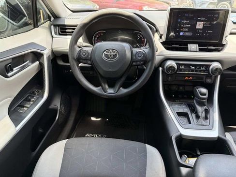 Used 2024 Toyota RAV4 XLE w/ Convenience Package FWD image 23