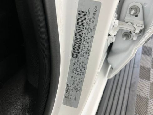 Used 2020 RAM 1500 Limited image 20