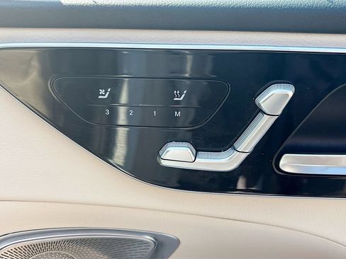 Used 2022 Mercedes-Benz C 300 Sedan w/ Exclusive Trim Package image 22
