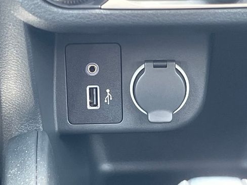 New 2025 Nissan Kicks Play S image 26