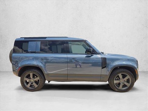 Certified 2025 Land Rover Defender 110 S AWD/4WD image 4