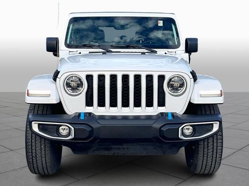 Used 2023 Jeep Wrangler Sahara w/ Cold Weather Group image 3