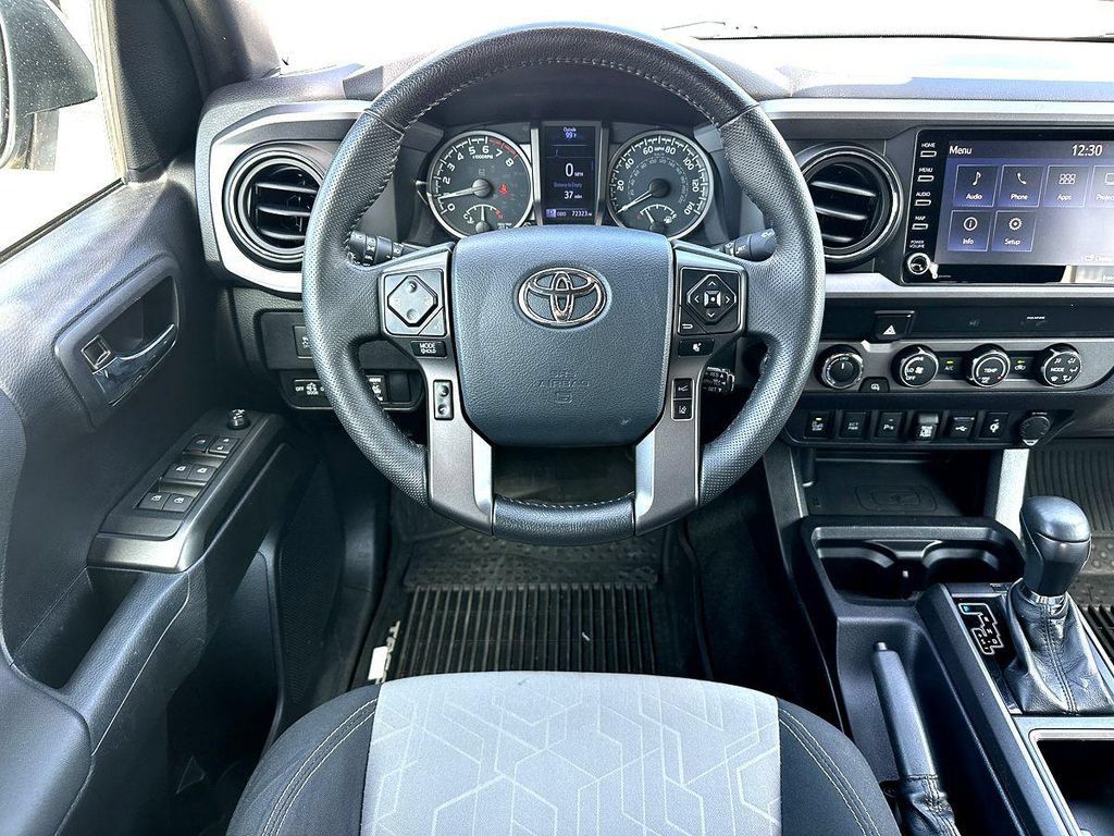 Used 2020 Toyota Tacoma TRD Off-Road w/ Technology Package AWD/4WD image 23