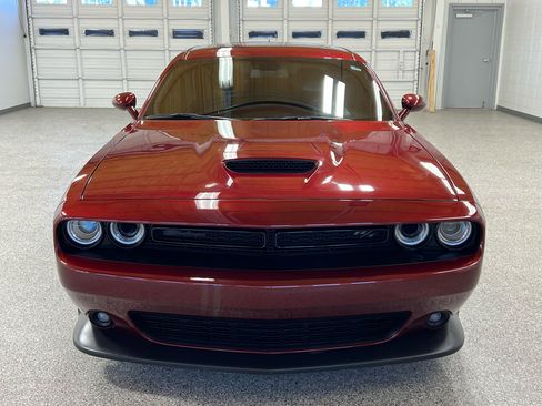 Used 2023 Dodge Challenger R/T w/ Plus Package image 7