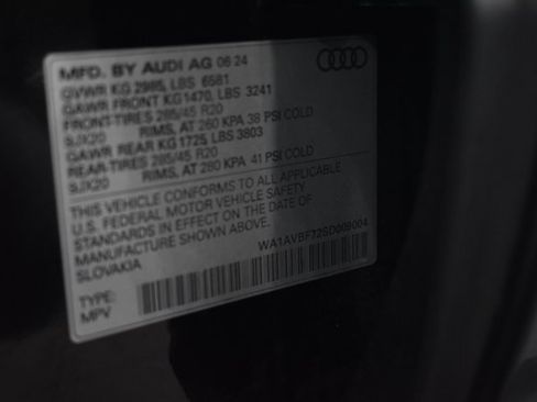 Certified 2025 Audi Q7 3.0T Premium w/ Convenience Package image 37