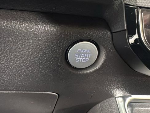 New 2026 Kia Carnival EX FWD image 28