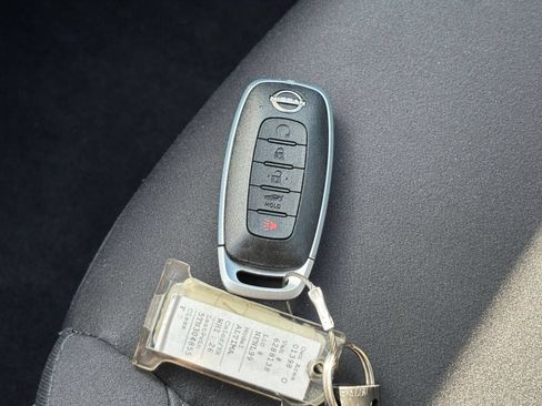 Used 2026 Nissan Altima 2.5 SV FWD image 21