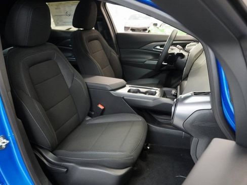 New 2026 Chevrolet Equinox EV LT image 29