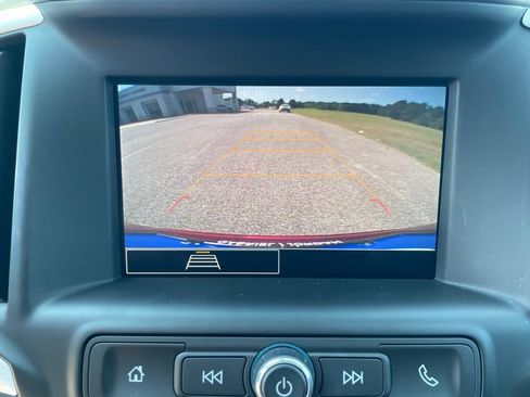Used 2022 GMC Terrain SLE FWD image 22