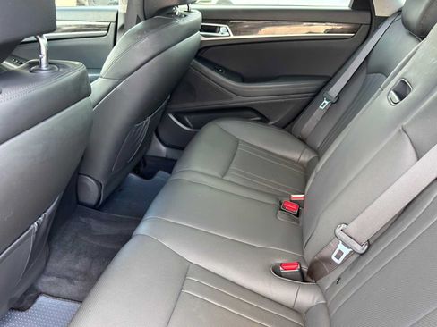Used 2020 Genesis G80 3.8 RWD image 29