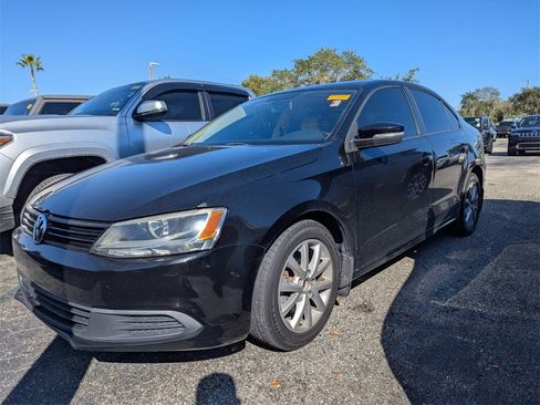 Used 2012 Volkswagen Jetta SE image 3
