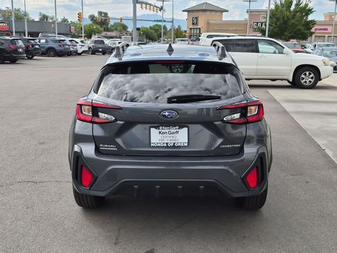 Used 2025 Subaru Crosstrek 2.5i Premium AWD/4WD image 7