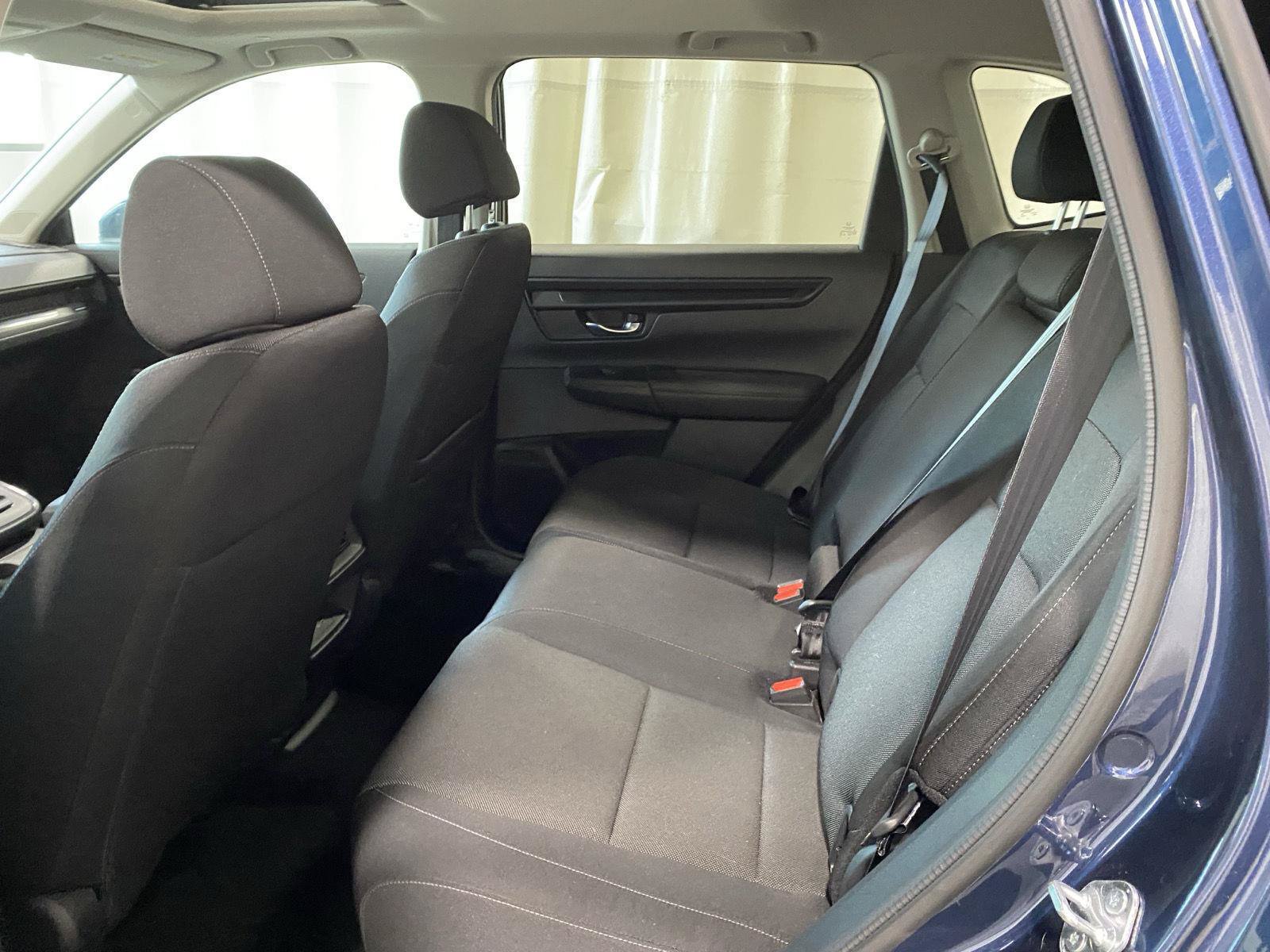 Used 2025 Honda CR-V EX image 15