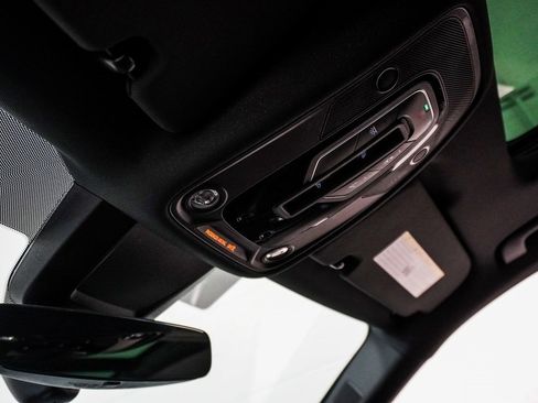 Used 2023 Audi Q8 Prestige w/ Prestige Package image 28