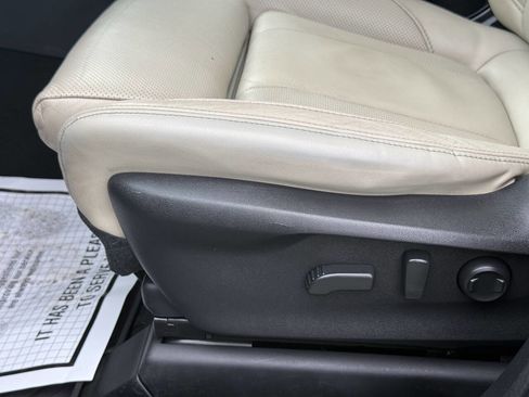 Used 2019 Subaru Ascent Limited image 13