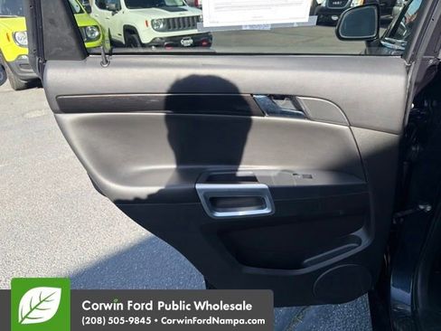 Used 2015 Chevrolet Captiva Sport LT w/ Convenience Package FWD image 25