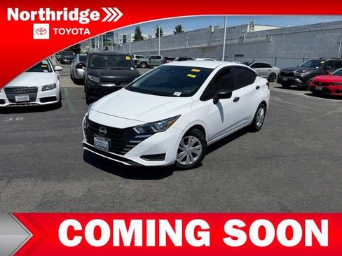 Used 2023 Nissan Versa S w/ Lighting Package FWD image 1