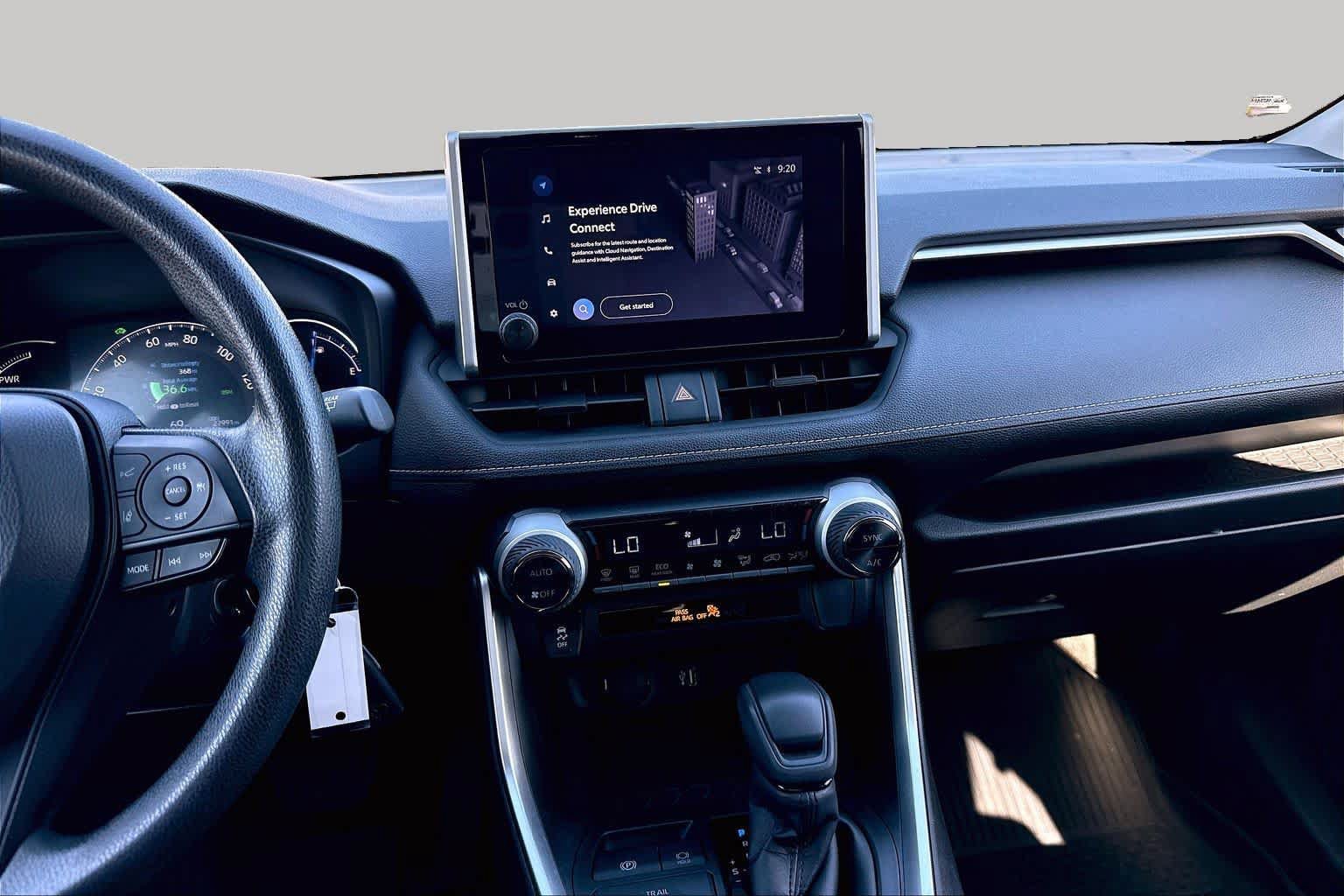 Used 2024 Toyota RAV4 LE AWD/4WD image 6