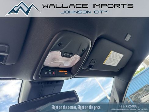 Used 2023 Chevrolet Colorado W/T RWD image 14