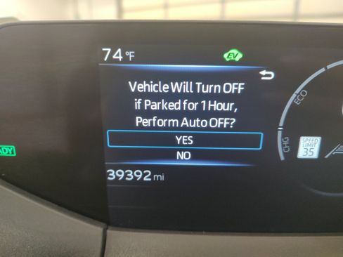 Used 2025 Toyota Prius LE FWD image 6