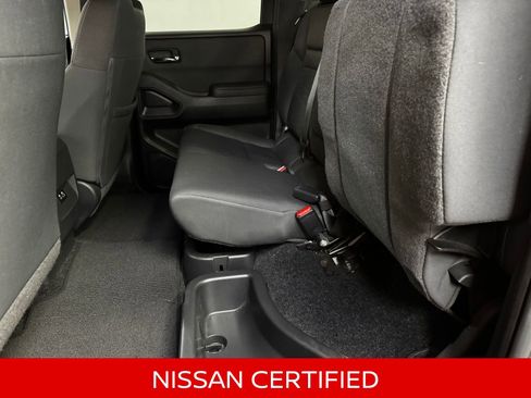 Certified 2024 Nissan Frontier SV image 32