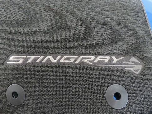 Used 2015 Chevrolet Corvette Stingray Coupe RWD image 21