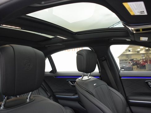 New 2026 Mercedes-Benz S 63 AMG S image 18