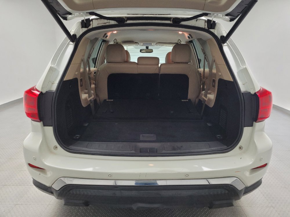 Used 2020 Nissan Pathfinder SL AWD/4WD image 29