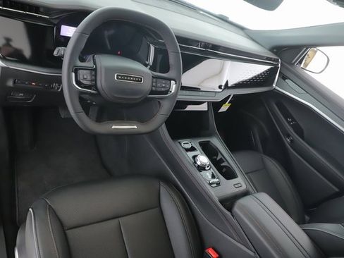 Used 2025 Jeep Wagoneer S Limited image 17