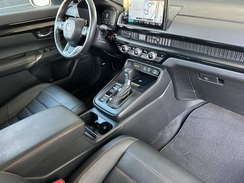 Used 2023 Honda CR-V Sport Touring image 17