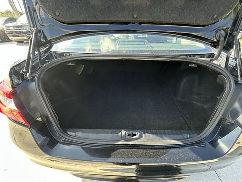 Used 2017 Subaru Legacy 2.5i Sport image 21