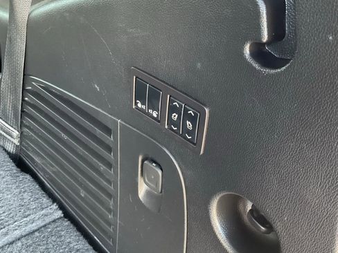 Used 2019 Cadillac Escalade Luxury image 52