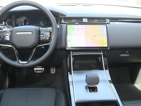 New 2026 Land Rover Range Rover Velar Dynamic SE image 4