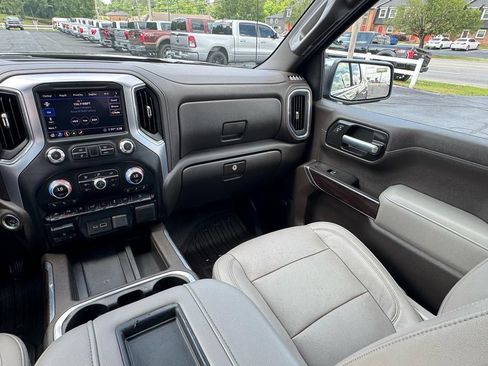 Used 2020 GMC Sierra 1500 SLT w/ SLT Premium Plus Package AWD/4WD image 24