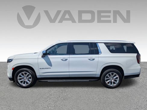 Used 2023 Chevrolet Suburban Premier image 28