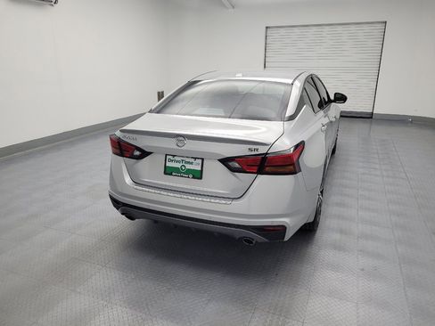 Used 2021 Nissan Altima 2.5 SR FWD image 7