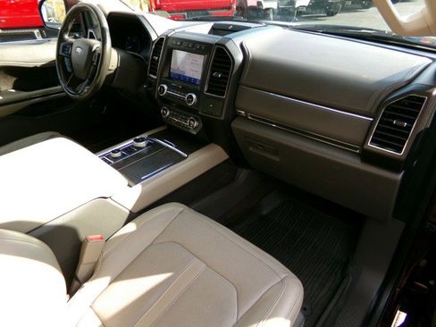 Used 2020 Ford Expedition Limited w/ Equipment Group 302A image 14